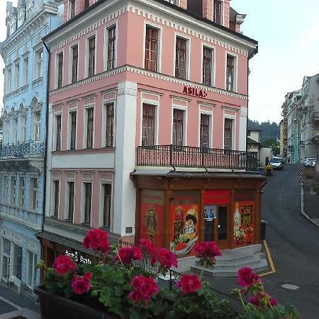 Hotel Asila à Karlovy Vary Extérieur photo